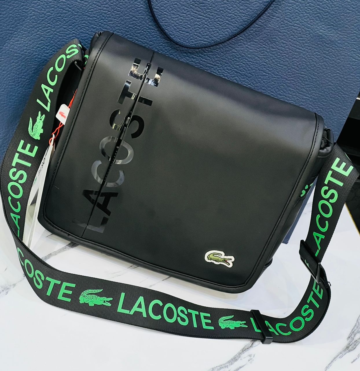 Sacoche Lacoste super Qualité noir