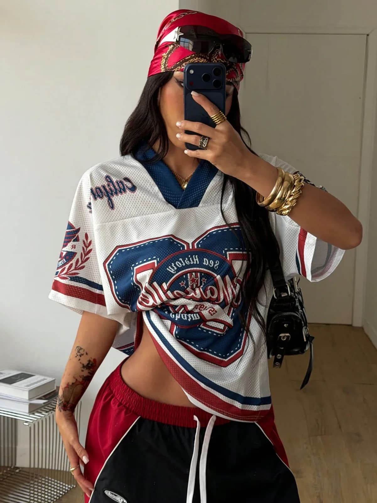 Maillot de football américain bicolore style Y2K "California 23" en maille filet