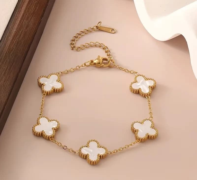 Bracelet trèfle à 5 motifs en acier inoxydable doré