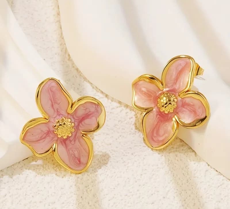 Boucles d'oreilles puces fleurs en émail et contour doré en acier inoxydable