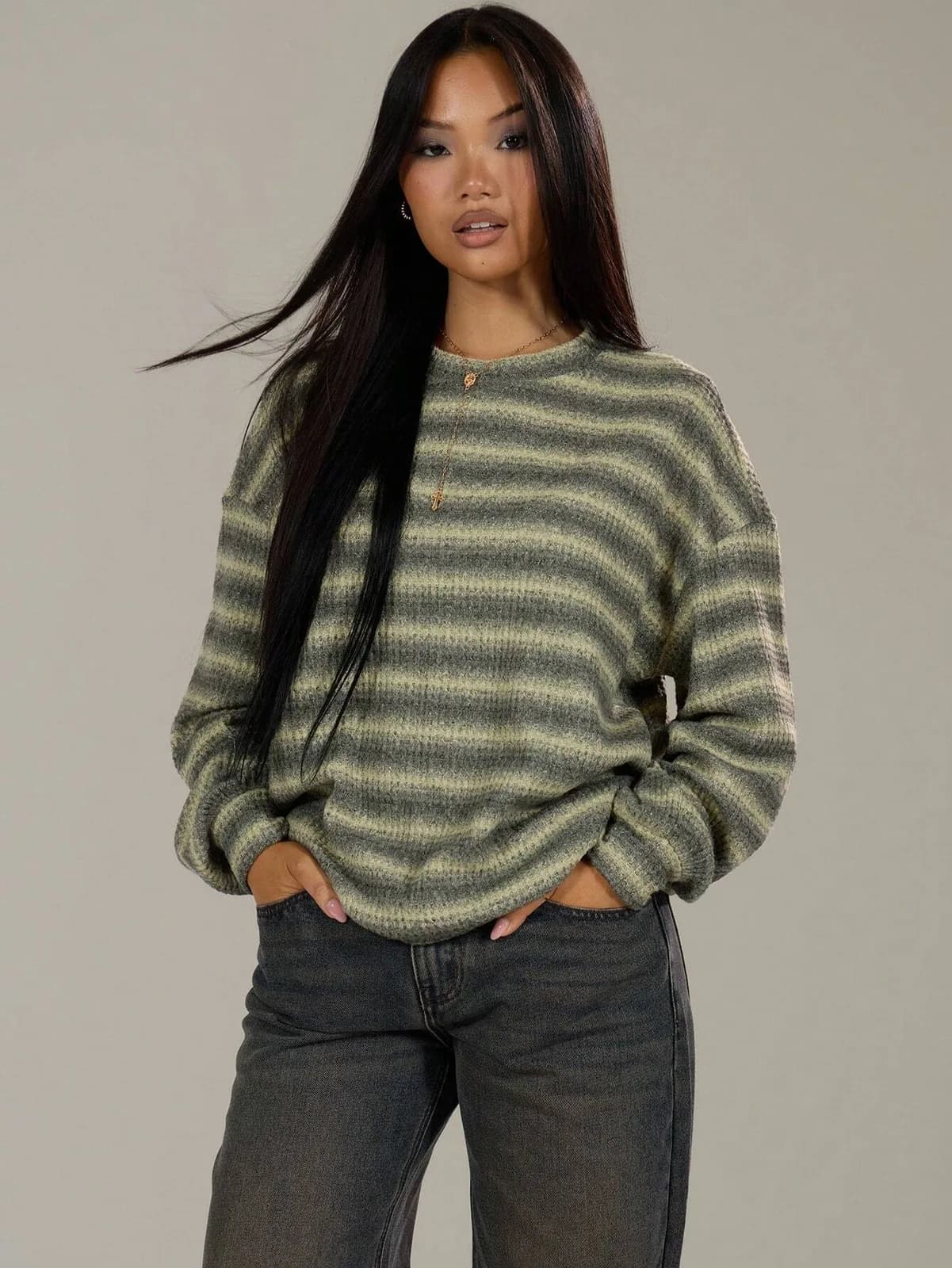 Pull oversized en maille rayée marron et beige à col rond style Y2K