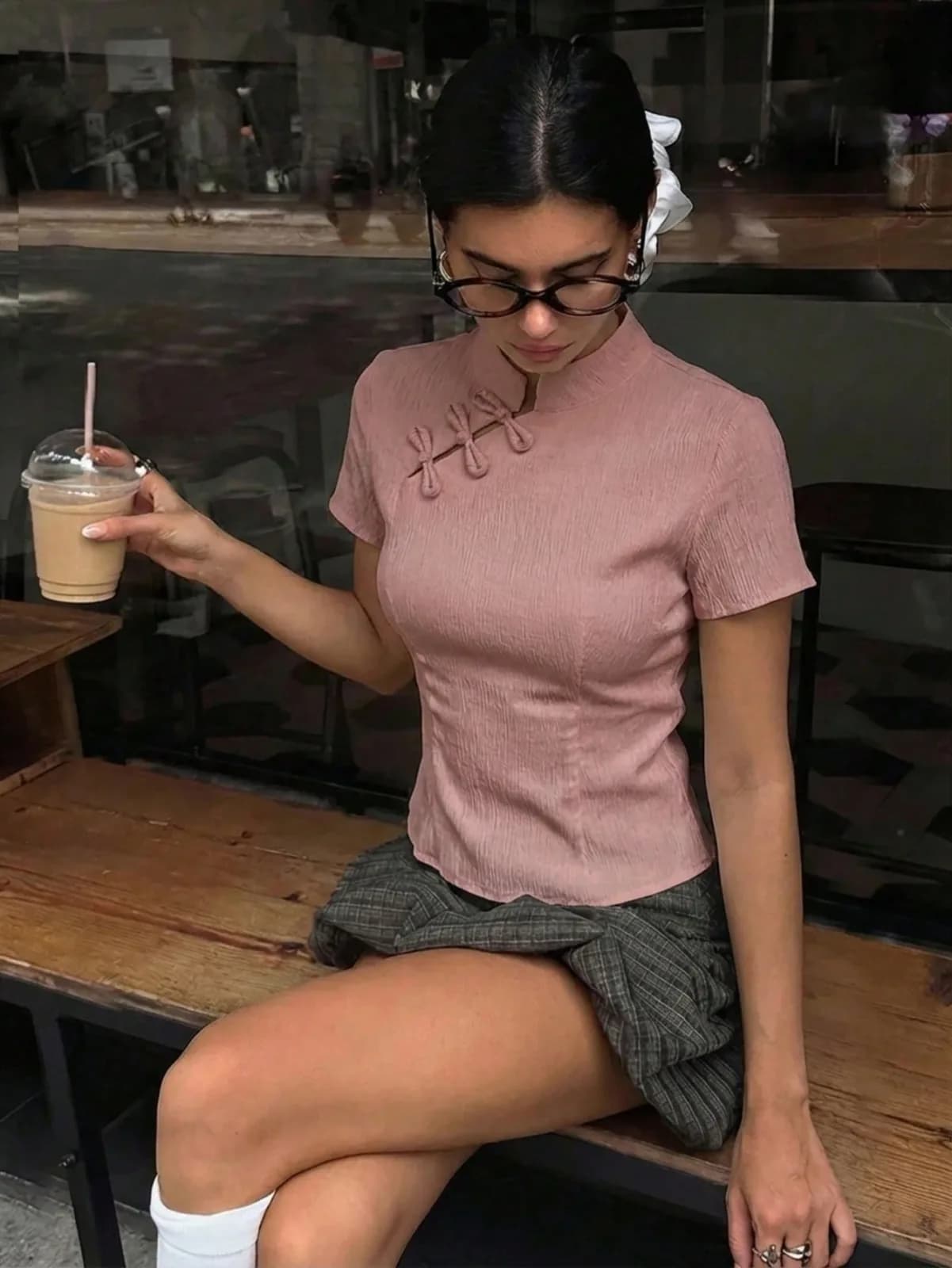 top de style chinois à col Officier et boutons grenouille