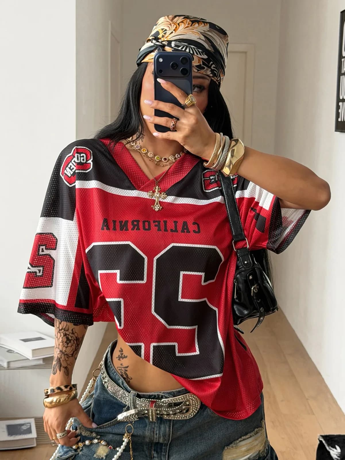 Maillot de football américain bicolore style Y2K "California 23" en maille filet
