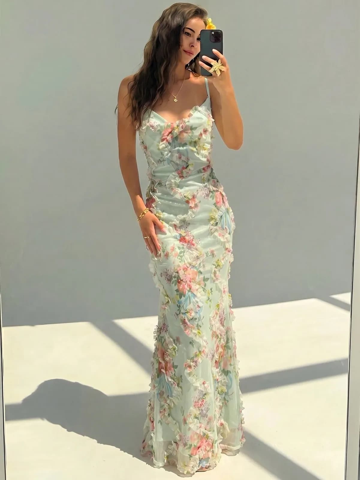 Robe longue sirène à imprimé floral 3D et volants