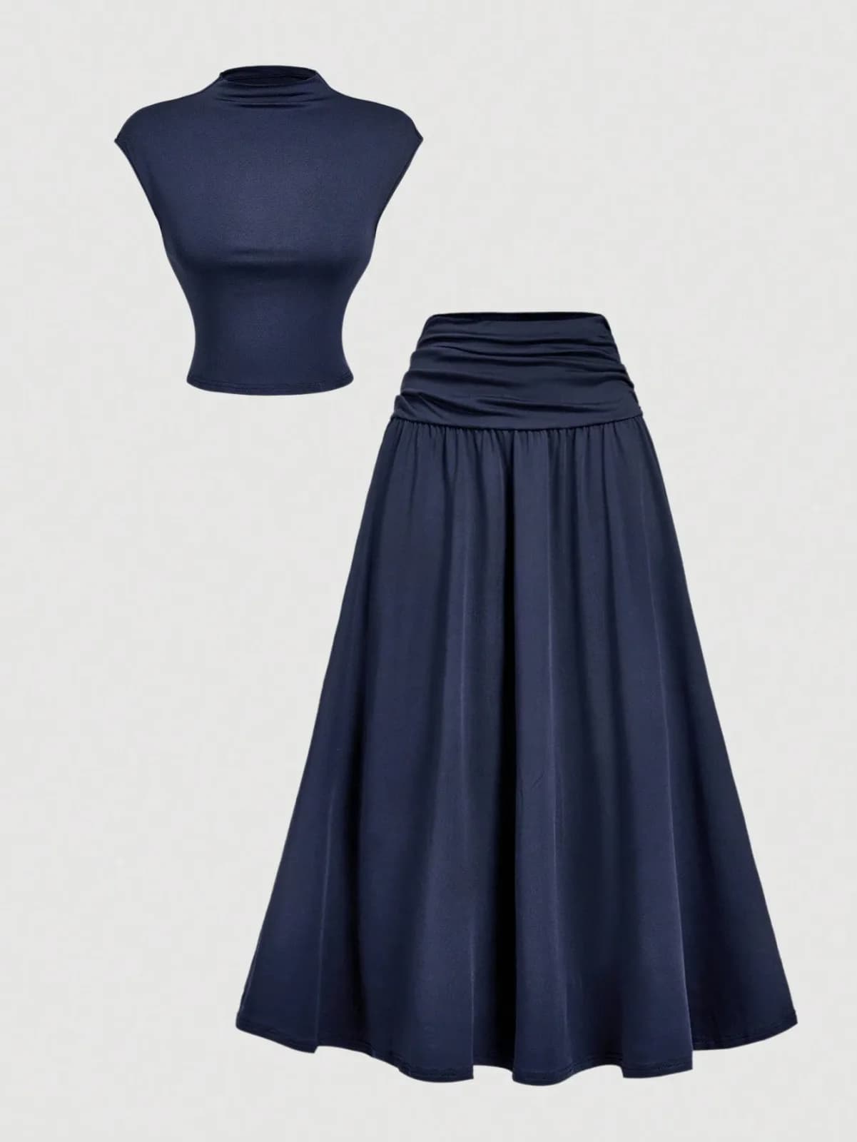Ensemble deux pièces vert olive fluide avec jupe longue plissée