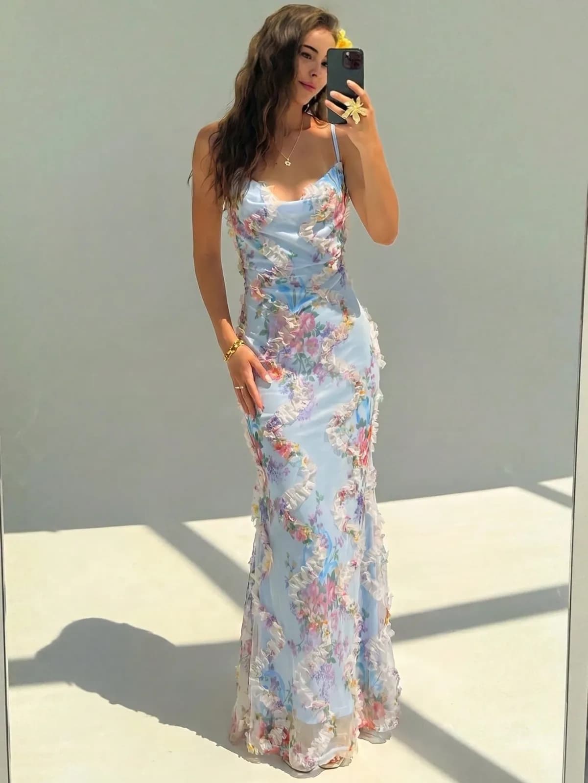 Robe longue sirène à imprimé floral 3D et volants