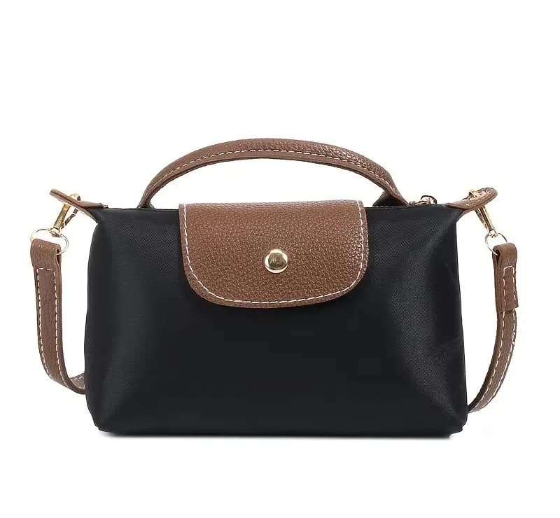 Petit sac porté main et bandoulière en nylon avec rabat effet cuir