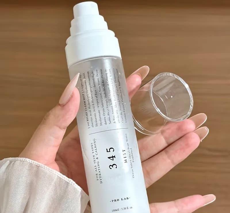 Brume hydratante et apaisante "345 Mist" à l'essence de riz et Centella Asiatica