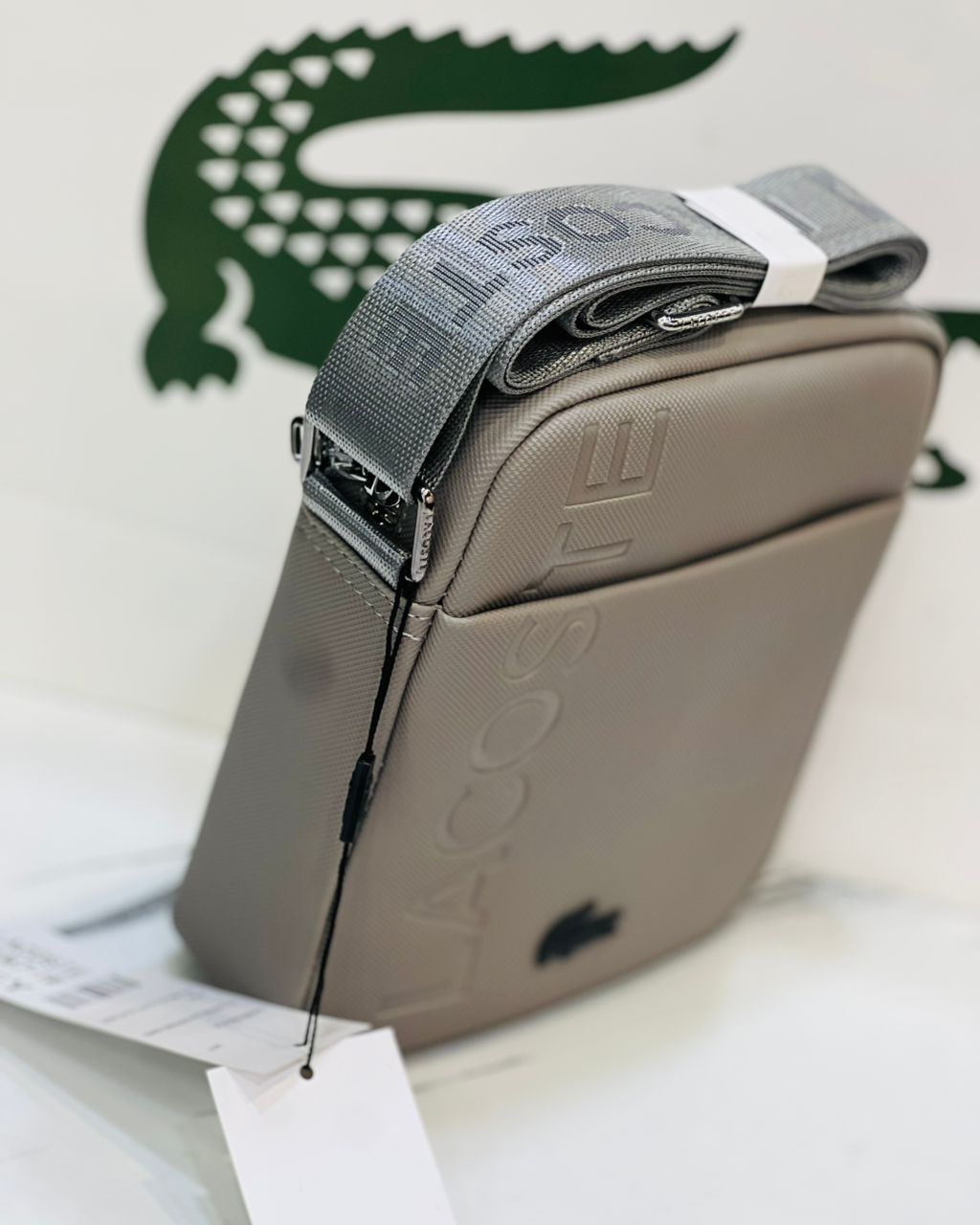 Sacoche Lacoste