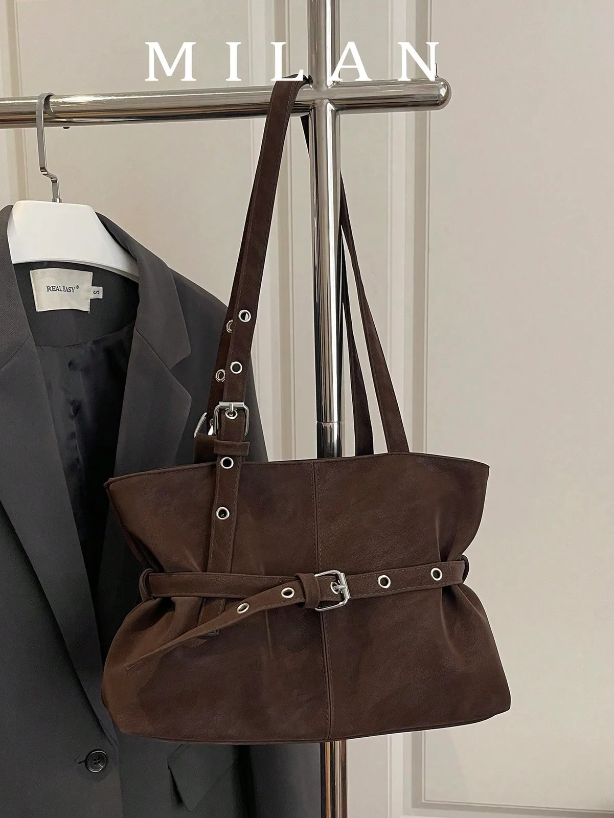 Sac cabas en suédine marron chocolat avec ceintures à boucles
